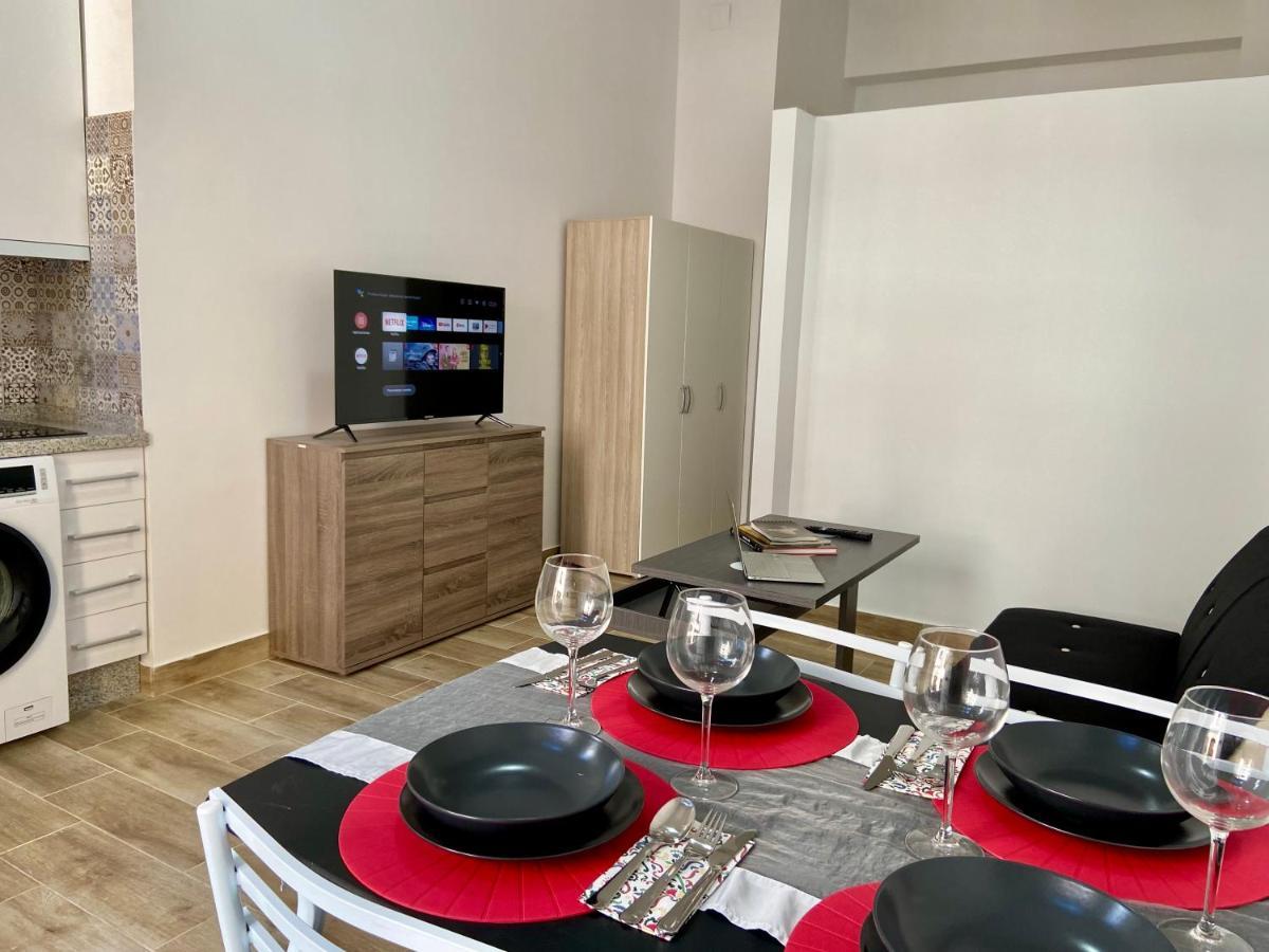 Apartamento Cruz Roja A Seville Ngoại thất bức ảnh