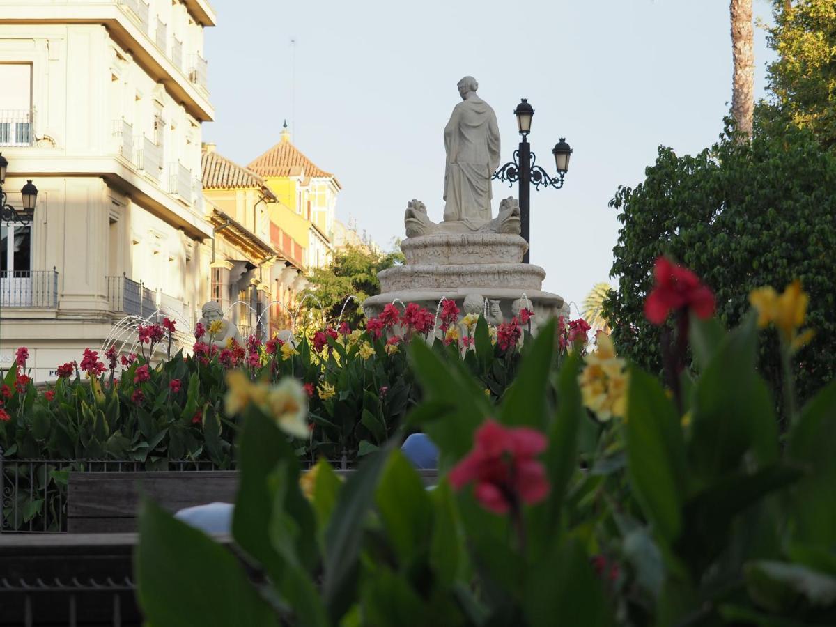 Apartamento Cruz Roja A Seville Ngoại thất bức ảnh